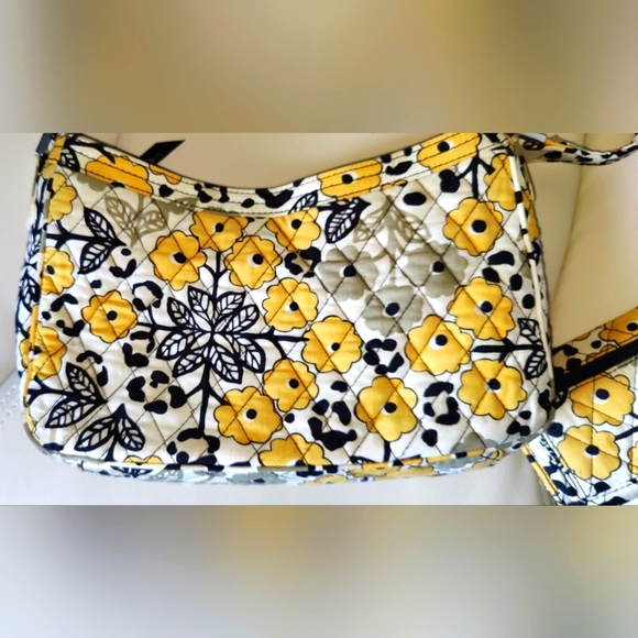 Vera Bradley Purse and Matching Wallet - Picture 3 of 15